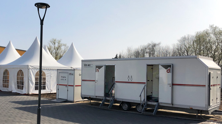 Toilettenwagen Jumbo mieten für 600 Personen von Jürgen Lampe