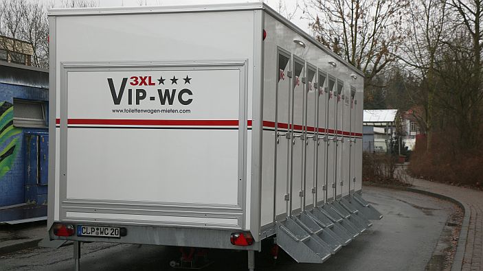 3XL Toilettenwagen mieten für 1.300 Personen Toilettenwagen, Ansicht 2